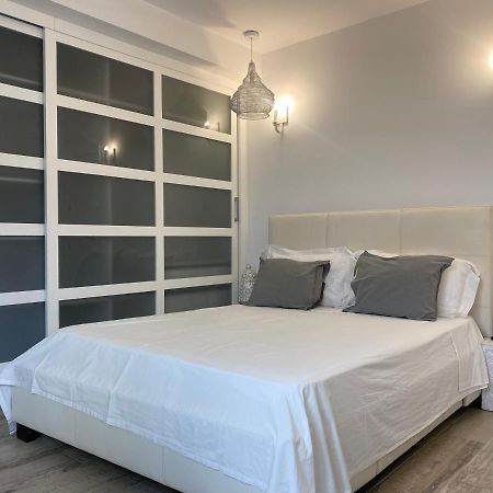 בנאלמדנה Apartamento Windsor מראה חיצוני תמונה